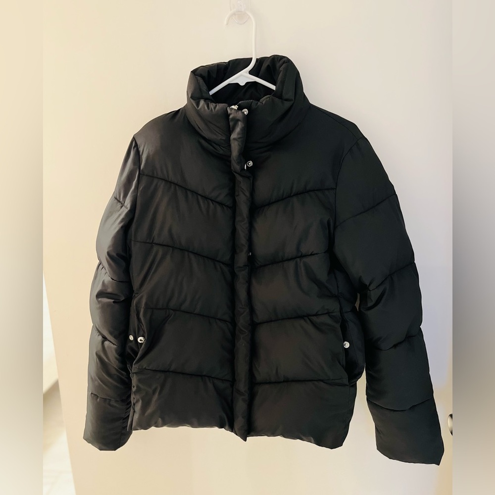 EXPRESS PUFFER JACKET.